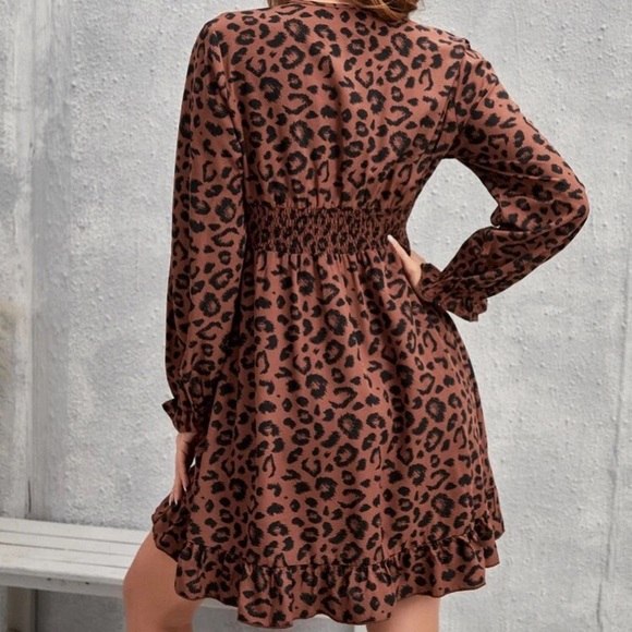 🔥LAST ONE🔥Leopard Print Ruffle Dress 🐾 - Picture 3 of 5
